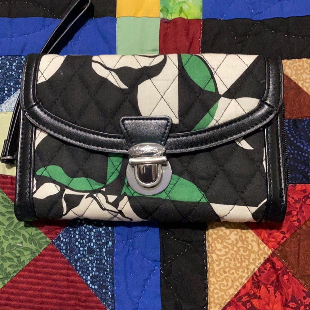 Vera Bradley Imperial Rose Pattern Wallet Wristlet
